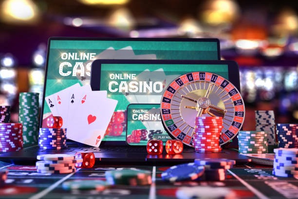 Roulette wheel spinning